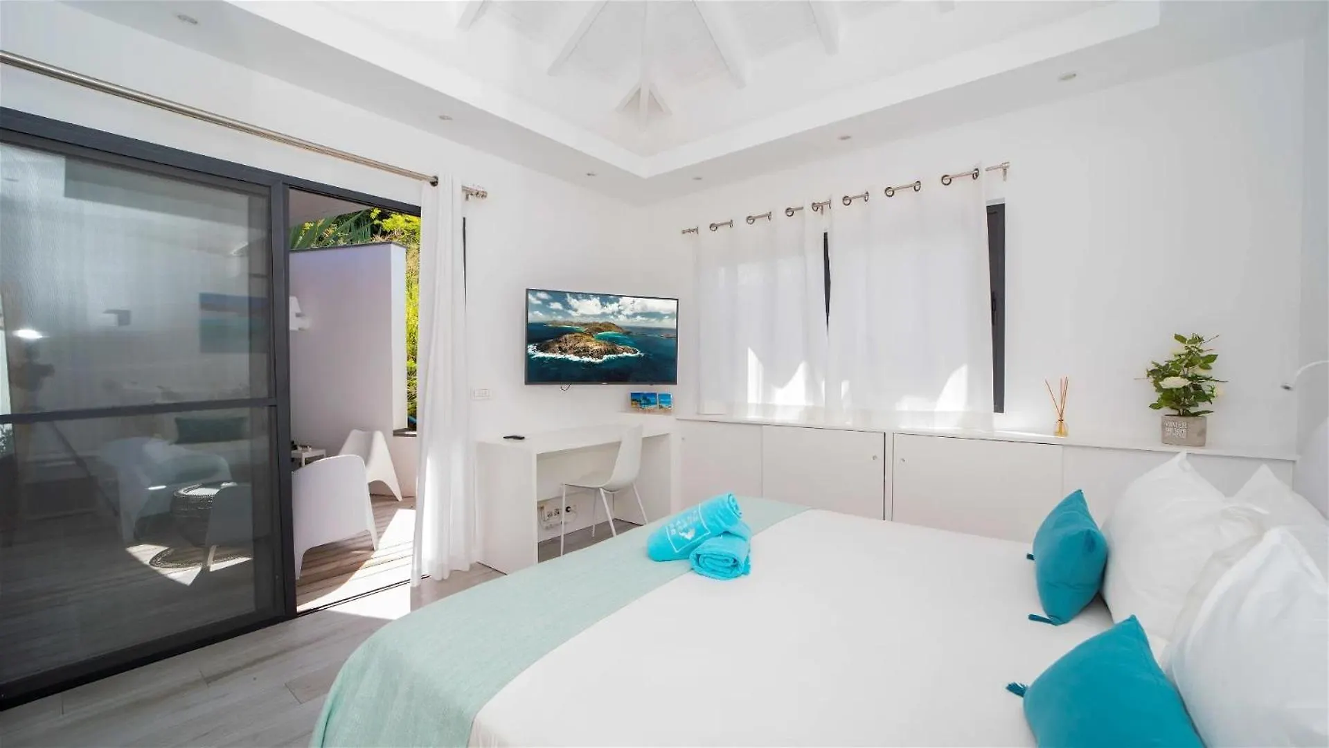 Romantic Holiday Rental Villa In St Barths Petit Cul-de-Sac